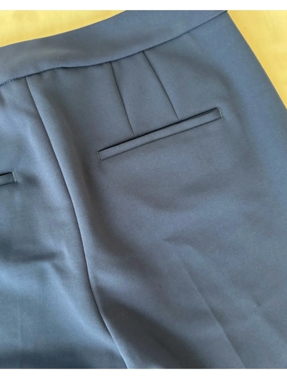 White House Black Market The Slim Straight Leg Pants Size 8